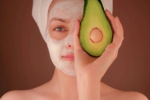 【質問】コラーゲンを食べると美肌になる？コラーゲン以外にもお肌によいもの教えます
